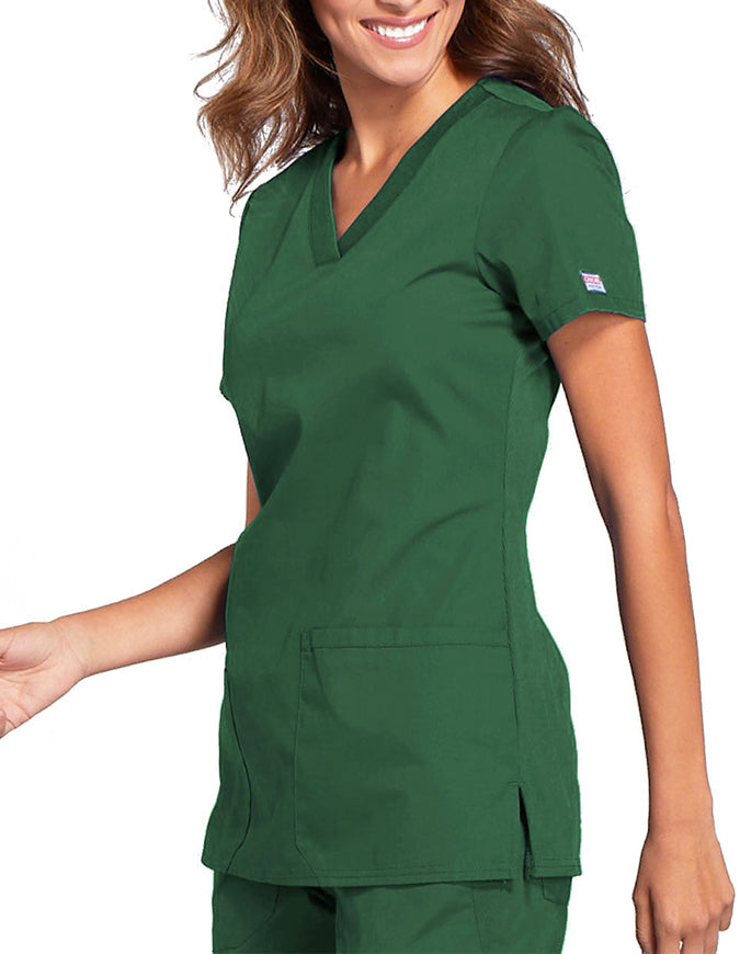 Cherokee Workwear Women's Contemporary Fit V-neck Top - Hunter Green